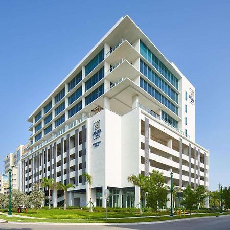 Serena Hotel Aventura Miami, Tapestry Collection By Hilton エクステリア 写真