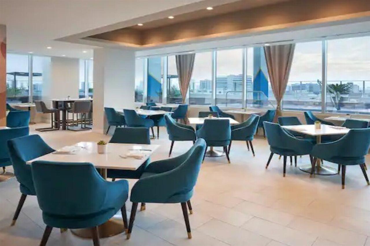 Serena Hotel Aventura Miami, Tapestry Collection By Hilton エクステリア 写真
