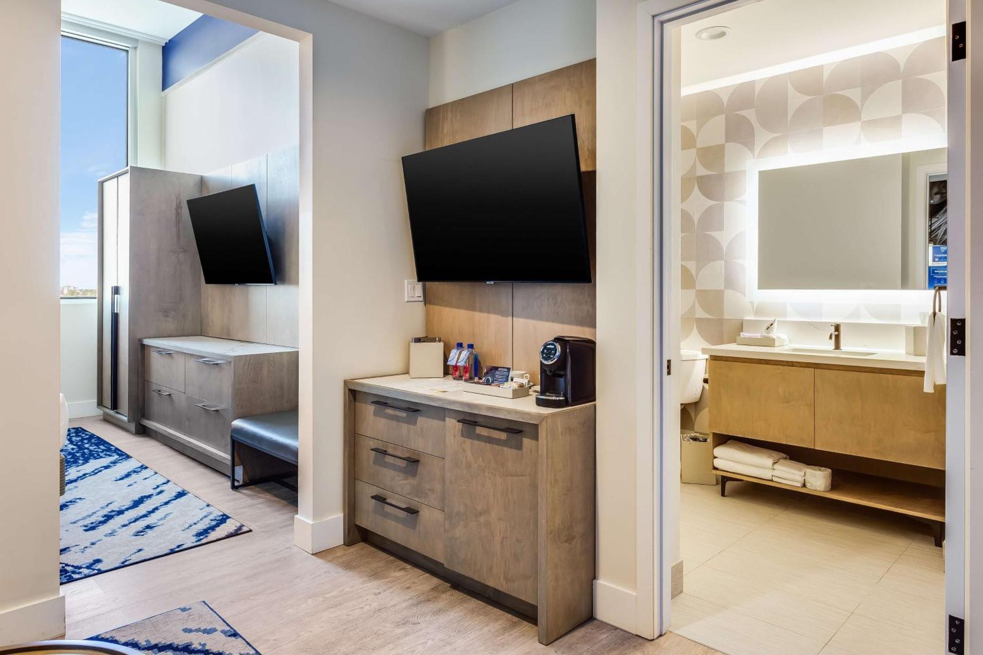 Serena Hotel Aventura Miami, Tapestry Collection By Hilton エクステリア 写真