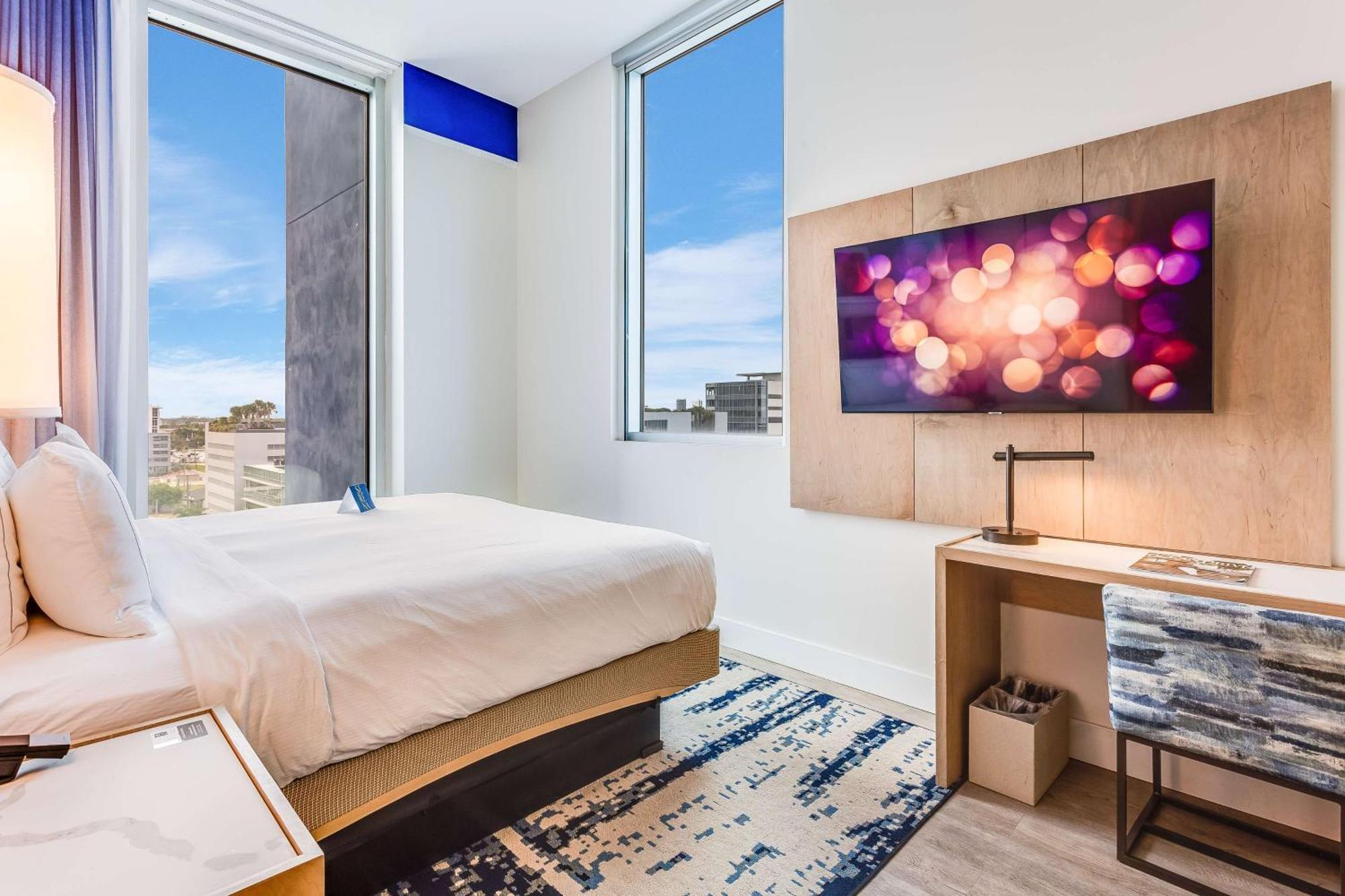 Serena Hotel Aventura Miami, Tapestry Collection By Hilton エクステリア 写真