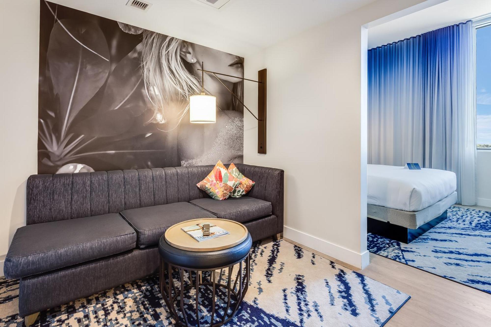 Serena Hotel Aventura Miami, Tapestry Collection By Hilton エクステリア 写真