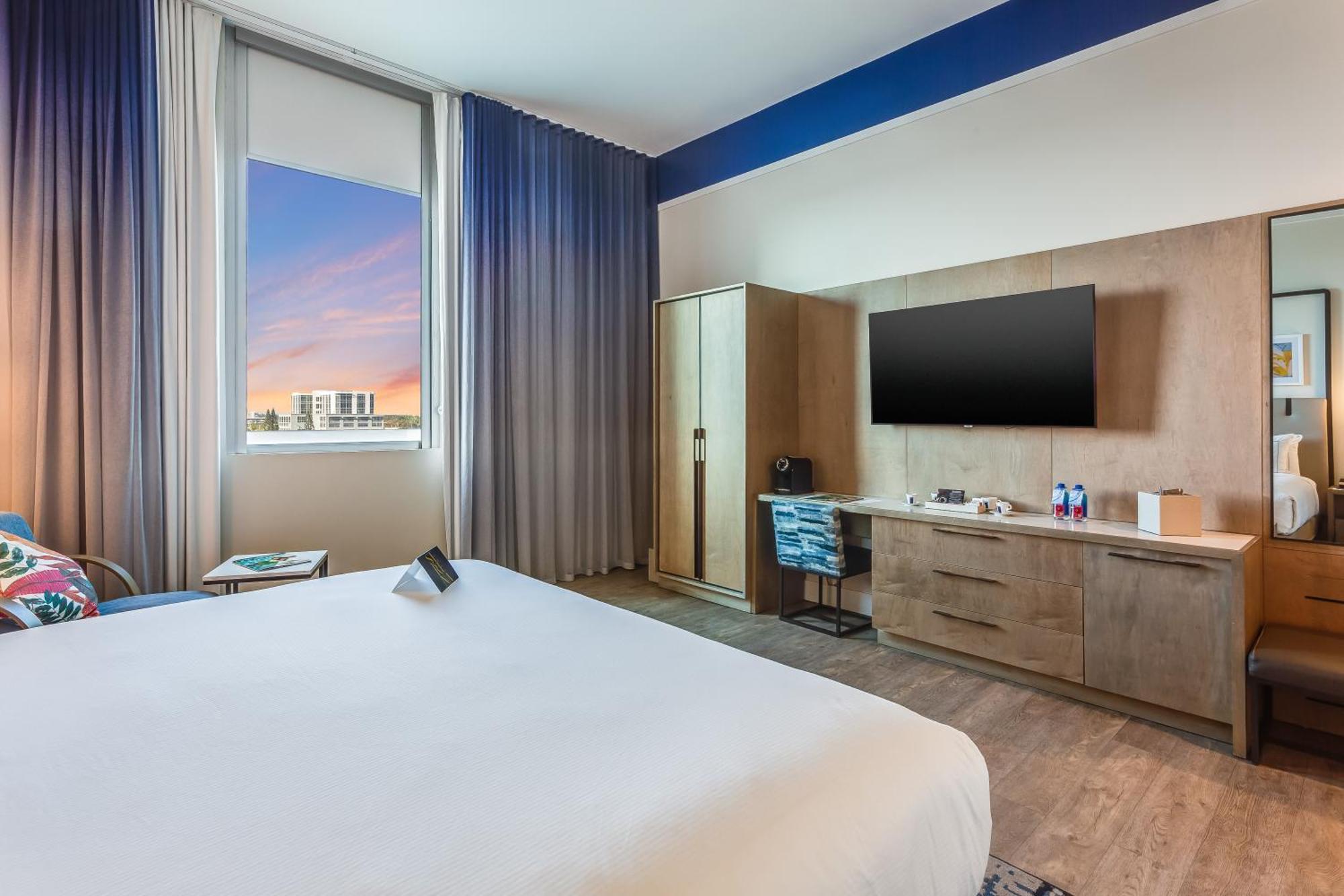 Serena Hotel Aventura Miami, Tapestry Collection By Hilton エクステリア 写真